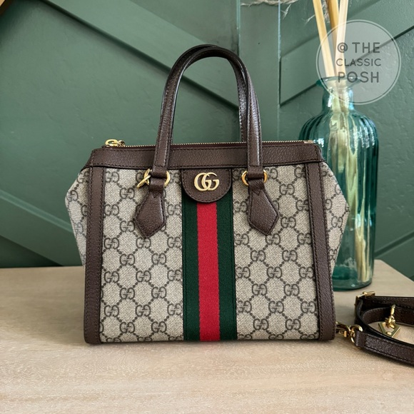 Gucci Handbags - EUC GUCCI SUPREME SMALL SHOULDER CANVAS TOTE BAG